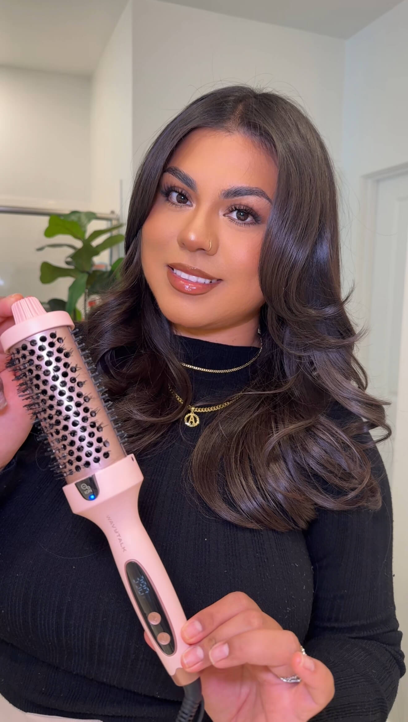 SheOn - Ionic Thermal Brush